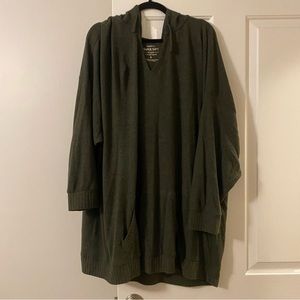Olive green, super soft, sweater with hood